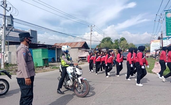 Polsek Biromaru Lakukan Pengamanan Gerak Jalan Santai Dalam Rangka HUT Kabupaten Sigi Ke-14