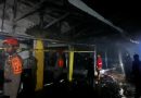 Unit SAR Polda Sulteng Padamkan Kebakaran di Pasar Masomba Palu