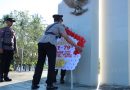 Kapolres Tolitoli Pimpin Upacara Ziarah Rombongan di Taman Makam Pahlawan Desa Kalangkangan dalam Memperingati Hari Bhayangkara ke-79