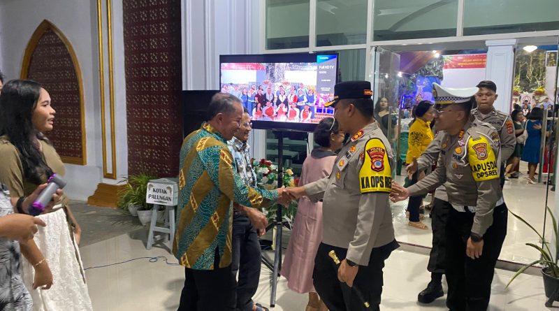 Polres Morowali Utara kerahkan 400 personel gabungan, amankan perayaan ibadah malam Natal