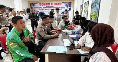 Jelang Hari Lalu Lintas ke-71, Ditlantas Polda Sulteng Libatkan Ojol Ikut Berpartisipasi Donor Darah