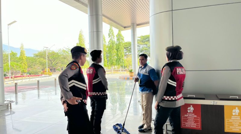 Polwan Ditsamapta Polda Sulteng Intensifkan Patroli Dialogis, Wujudkan Kamseltibcarlantas dan Kamtibmas yang Kondusif