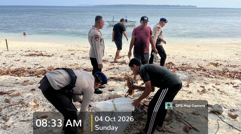 Dukung Gerakan Indonesia ASRI 2026, Satpolairud Polres Bangkep Gelar Aksi Bersih Pantai Tungabe