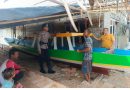 Satpolairud Polres Bangkep Gencarkan Edukasi Keselamatan dan Larangan Illegal Fishing di Desa Bongganan