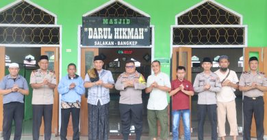 Program Jumat Keliling, Kapolres Banggai Kepulauan Ajak Warga Jaga Kamtibmas dan Cegah Kebakaran Lahan