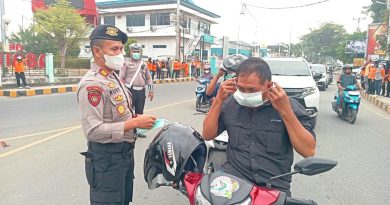 Polresta Banggai dan BPBD Bagikan 5 Ribu Masker untuk Lindungi Warga dari Kabut Asap