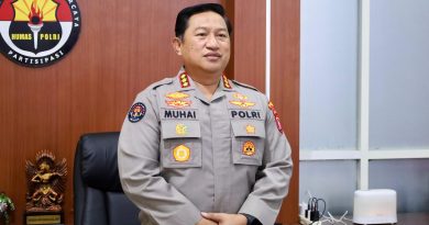 Wakapolda Sulteng dan Kapolres Parimo Berganti